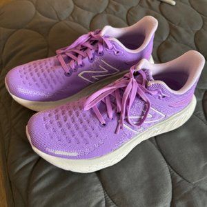 New Balance Athletic Shoes Size 7
